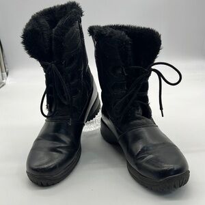 Totes Black Winter Boots with Faux Fur Lining size 8